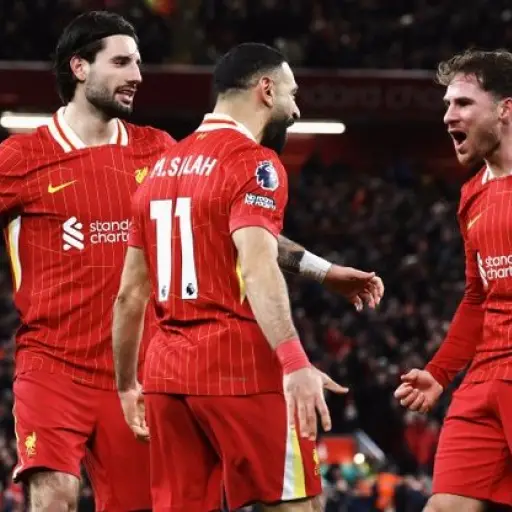 La Premier League entra en su fase decisiva con el derbi entre Liverpool y Everton