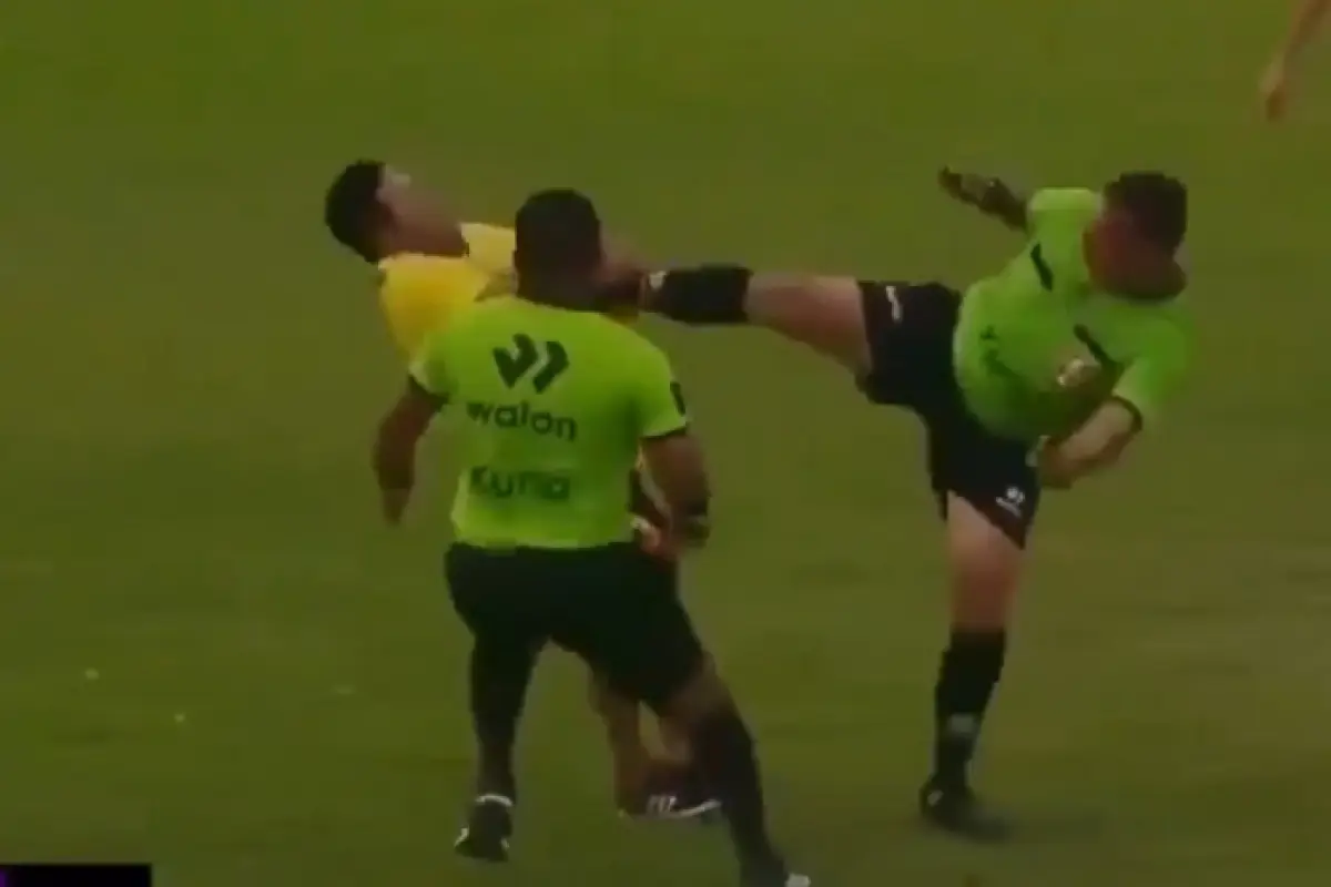 El juez Luis Alegre protagonizó un violento incidente durante el duelo entre Sport Huaquilla y Magdalena Cedec por la Copa Perú