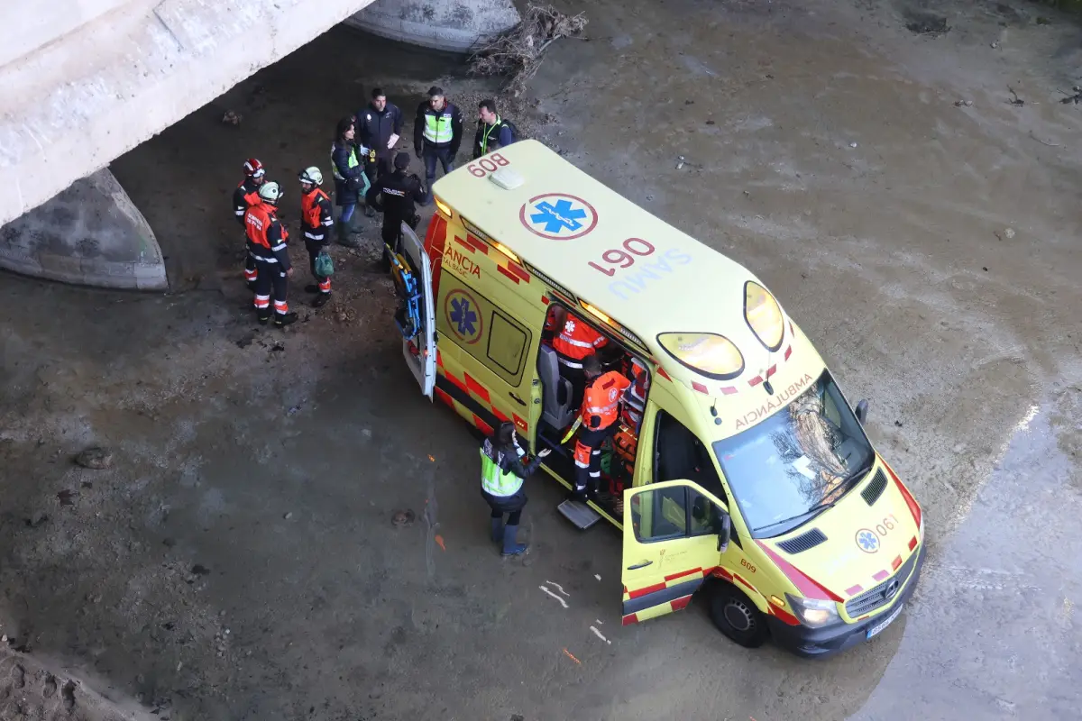 Ecuatoriano es detenido en España por agredir a personal médico y policías que llegaron a atender emergencia, 
