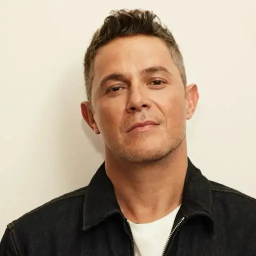 Alejandro Sanz revela que sus errores construyeron su éxito, en medio de la preparación de su próximo disco