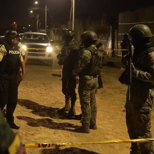 Seis personas fueron asesinadas durante ataque armado en un parque de la Isla Trinitaria, en Guayaquil