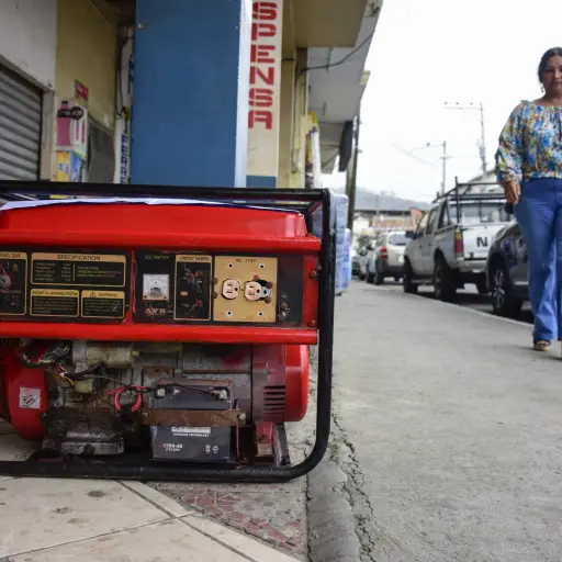 El PIB de Ecuador cayó 2% en 2024, afectado por crisis energética y consumo interno