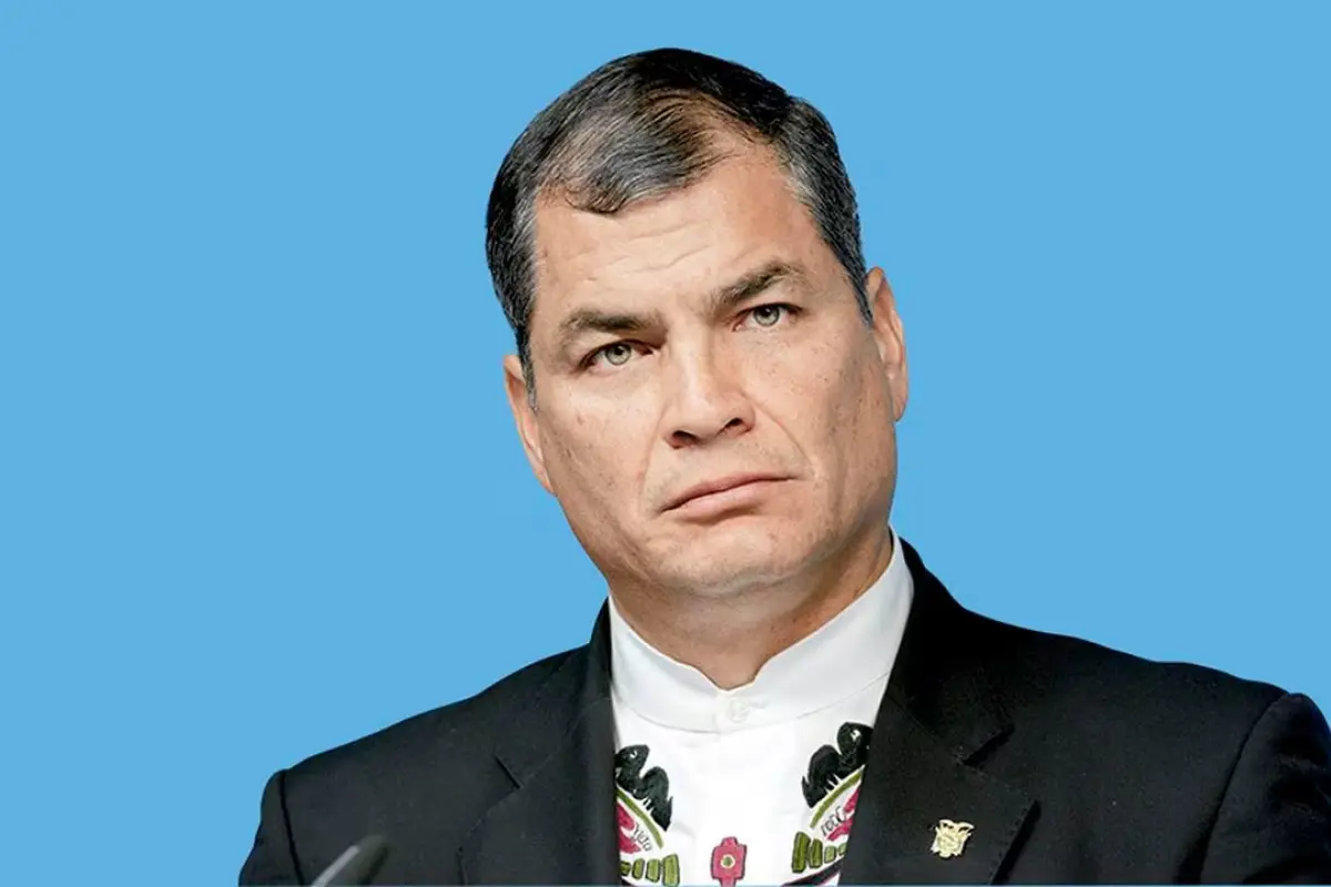 Rafael Correa responde a oferta de asilo de Petro a opositores ecuatorianos
