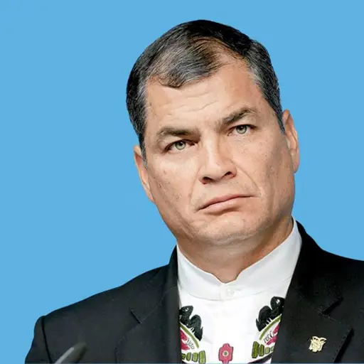 Rafael Correa responde a oferta de asilo de Petro a opositores ecuatorianos