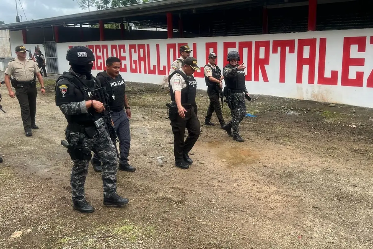 Gustavo Petro, presidente de Colombia, expresó su preocupación por la creciente violencia en Ecuador.