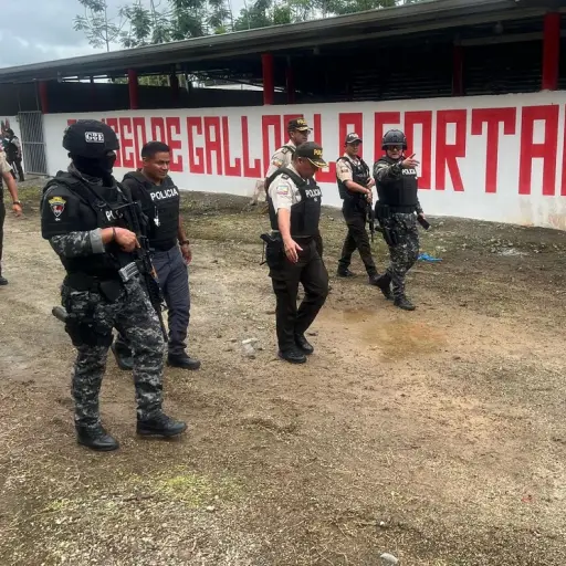 Gustavo Petro habla de utilizar “inteligencia y diálogo social” tras matanza de doce personas en una gallera en Manabí