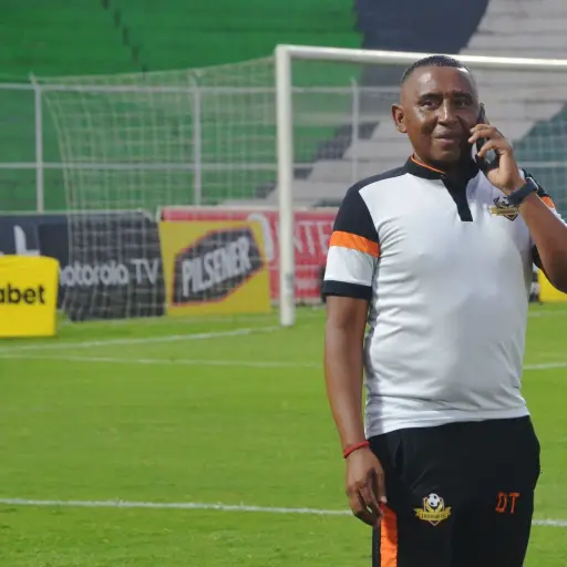 Un Libertad FC que sorprende enfrenta a El Nacional que decepciona