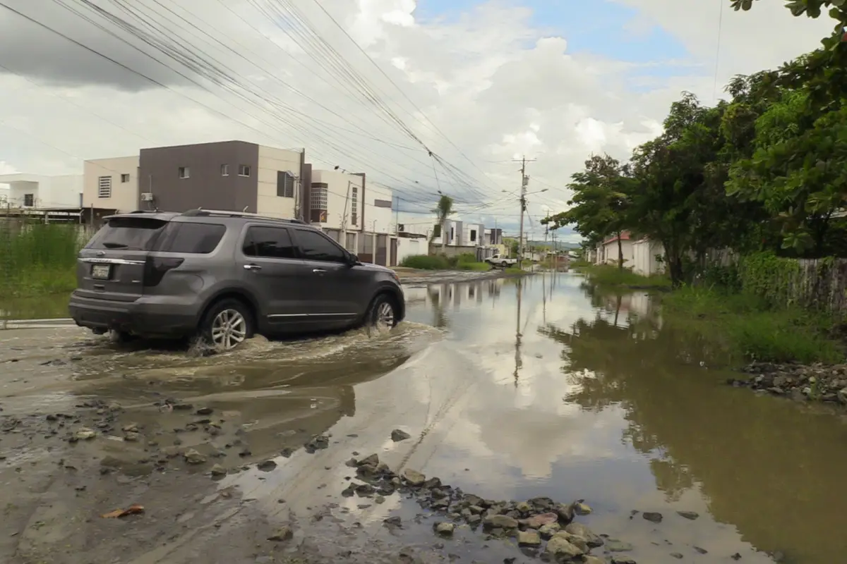 Lluvias afectan a las ciudadelas Miraflores y Fortaleza.