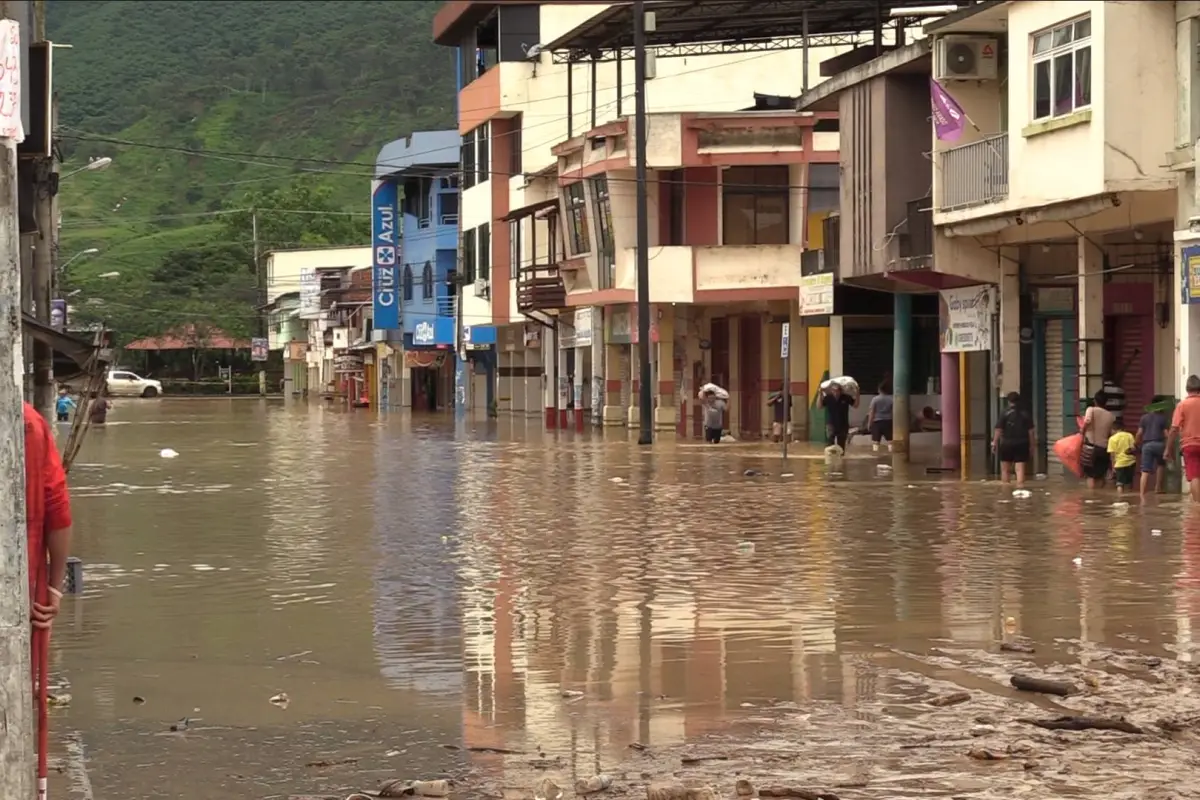 Desbordamientos, lodo y destrucción