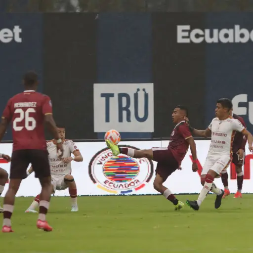 Deportivo Cuenca vence a Vinotinto con gol de Mancinelli y corta su racha invicta