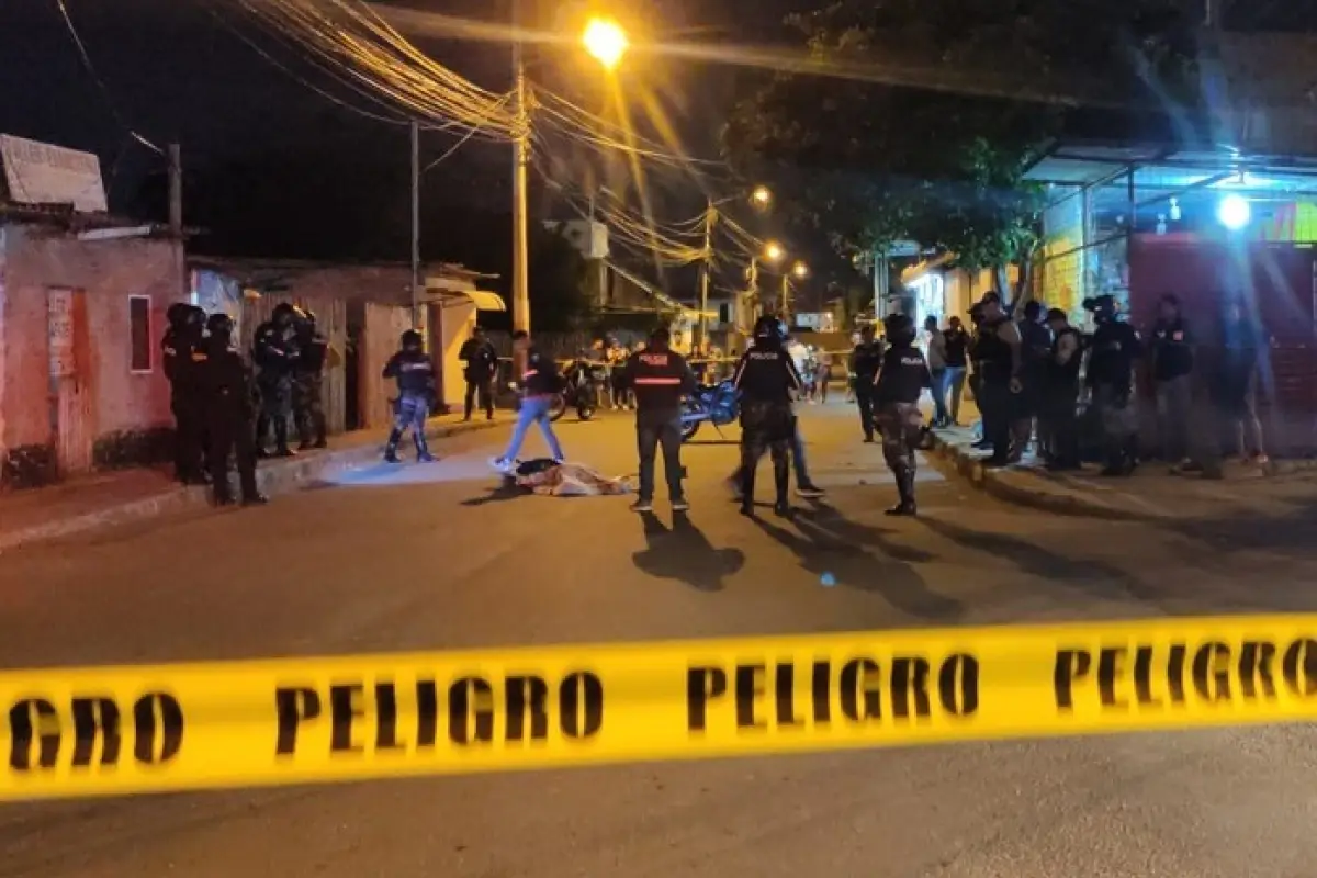 La noche del domingo 27 de abril, un bautizo en la ciudadela 20 de Mayo, en Manta, terminó en tragedia tras un ataque armado.