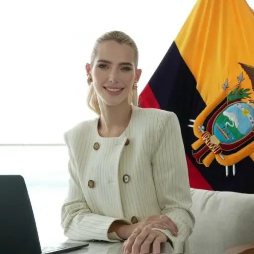 Primera dama de Ecuador, Lavinia Valbonesi, se une a la plataforma X