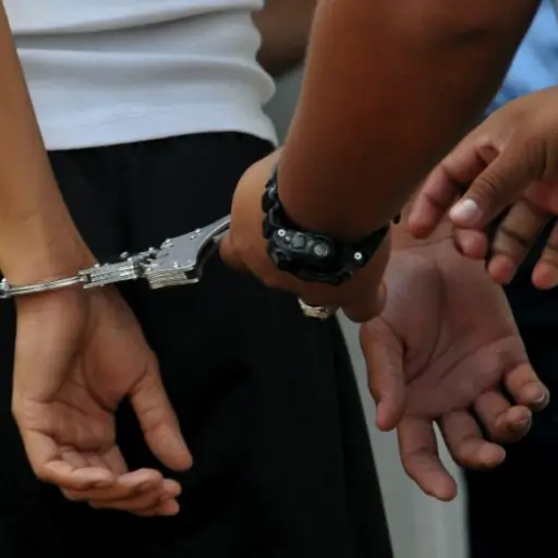 Dos sospechosos detenidos por estafa con seguros médicos en Quevedo, provincia de Los Ríos