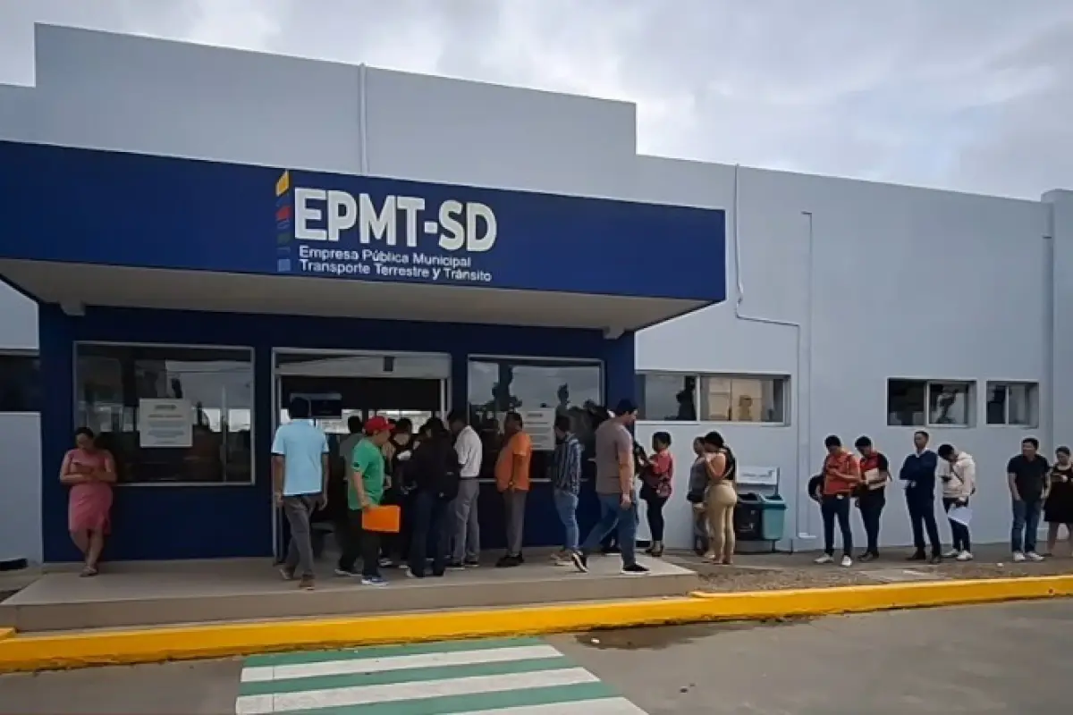 No hay sistema ciudadanos frustrados por fallas en trámites vehiculares en la EPMT