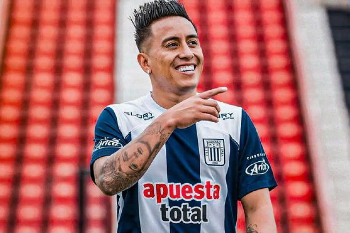 Christian Cueva, de 32 años, es uno de los futbolistas más talentosos del fútbol peruano.