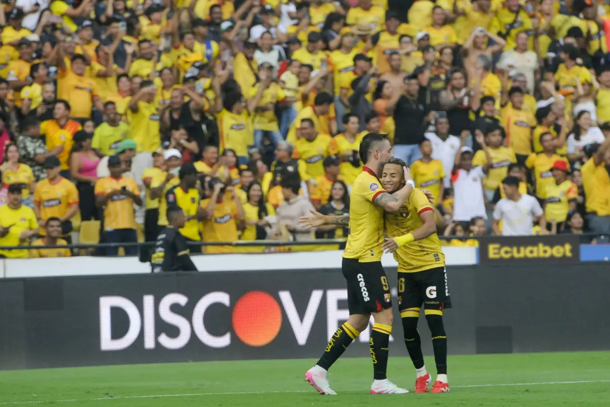 ¡Victoria amarilla! Barcelona derrota a Emelec en el Clásico del Astillero 236