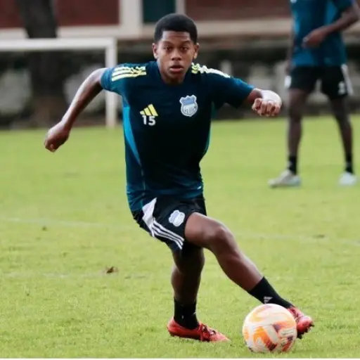 Selección de Ecuador convoca a joven promesa de Emelec como sparring en microciclo de junio