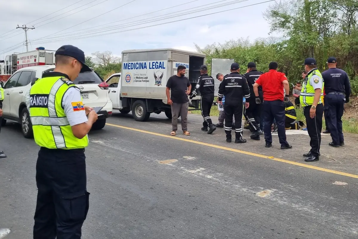 José Esteban Cobeña Pinargote murió en un accidente de tránsito ocurrido en la vía Manta - Rocafuerte.