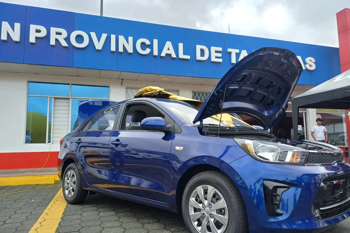 Unitaxis lanza rifa del cuarto vehículo en Santo Domingo