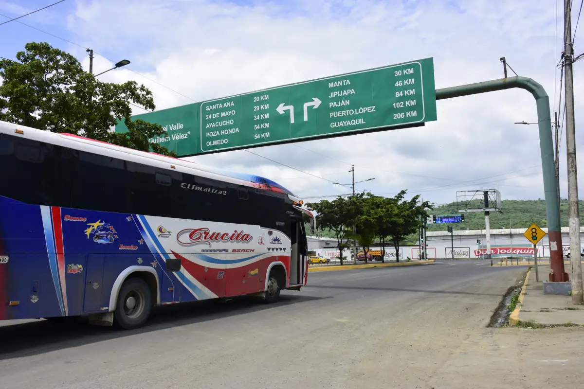 LMM, El circuito vial sería la continuidad del paso lateral Manabí Guillén.
