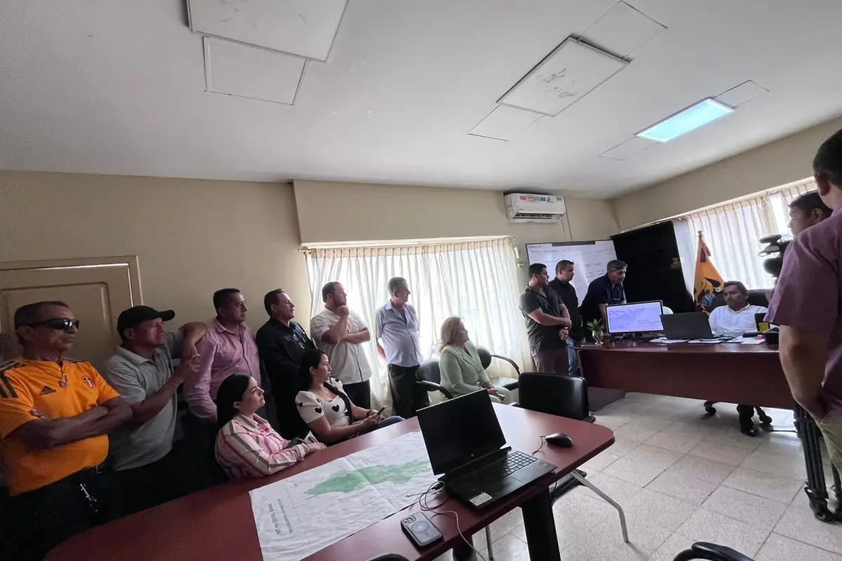 Transportistas logran acuerdos con MTOP para mejorar la vía Santa Ana–Poza Honda