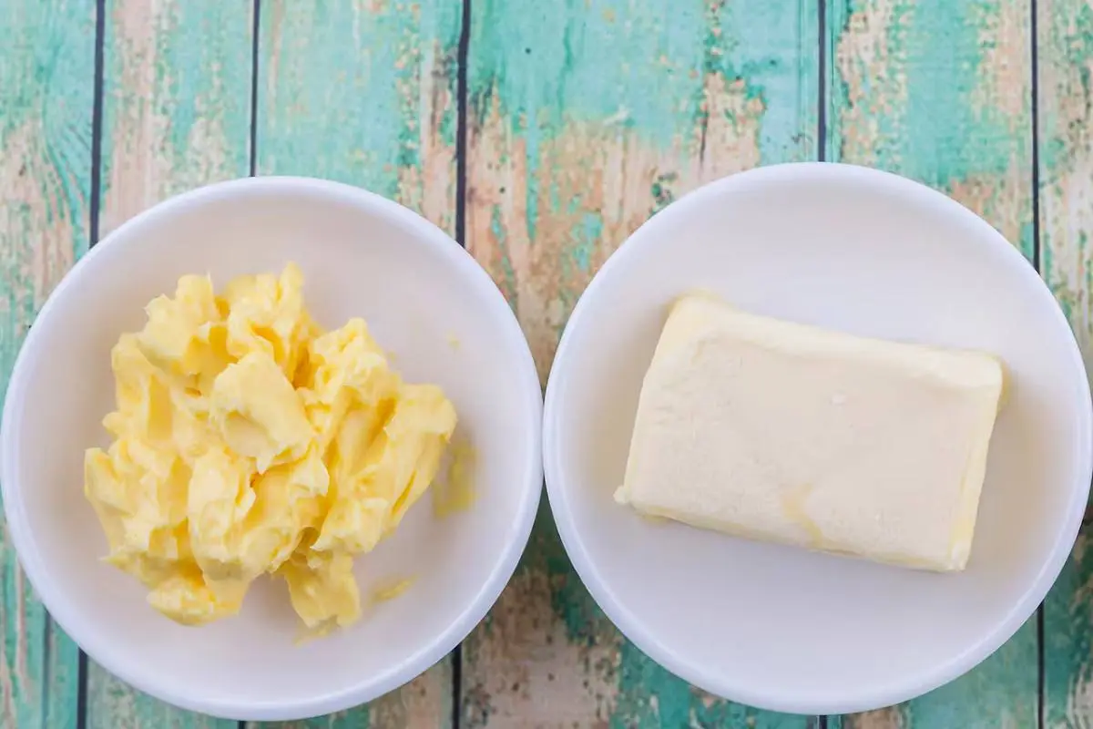 Te sorprenderá saber cuál es mejor entre mantequilla y margarina, según expertos