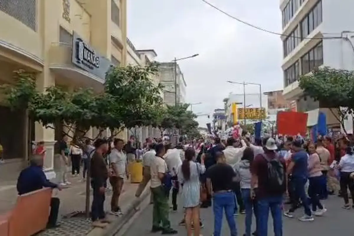 Protesta en Portoviejo por reasignación de tierras entre Jaramijó y Manta