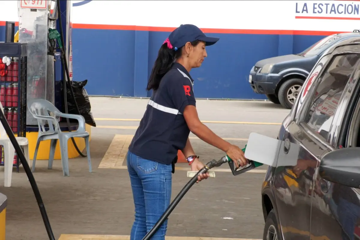 Portoviejo en alerta por posible desabastecimiento tras incidente en refinería de Esmeraldas