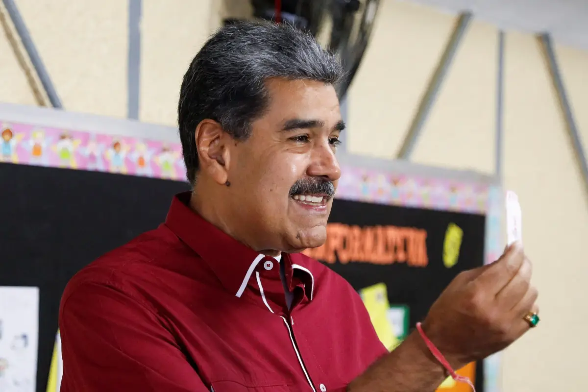 Consejo Nacional Electoral confirma amplia victoria del chavismo en comicios parlamentarios.