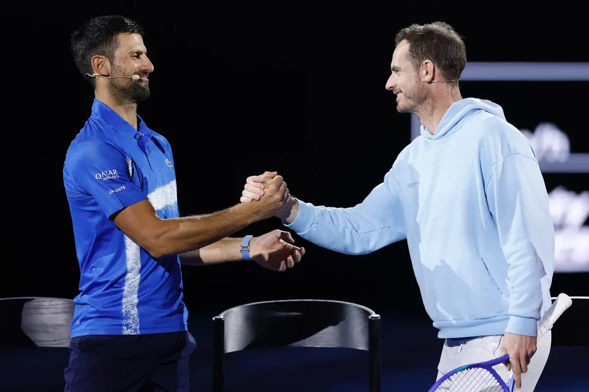 Novak Djokovic aseguró que no tiene urgencia por encontrar un nuevo entrenador tras su separación de Andy Murray, anunciada el 13 de mayo del 2025.