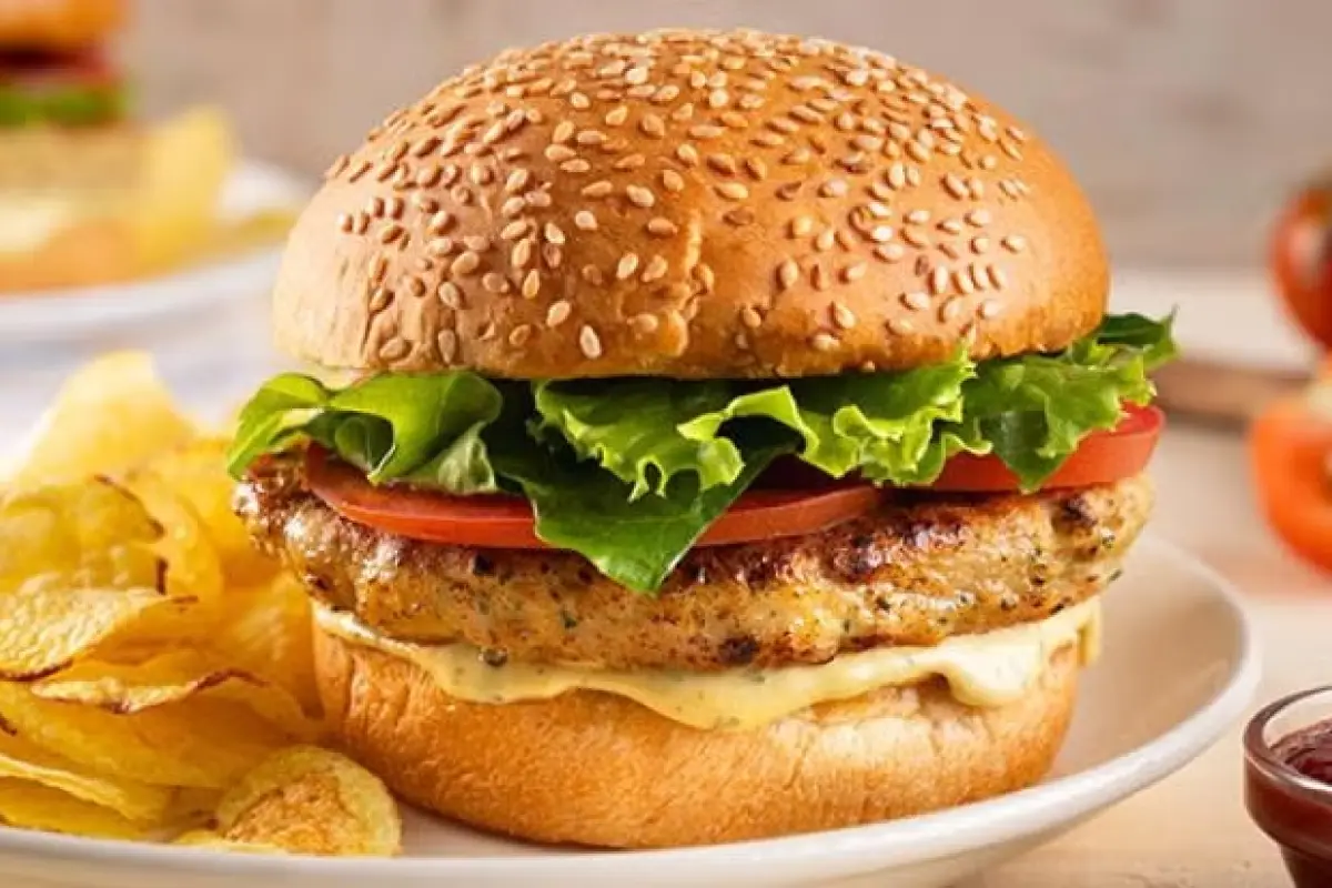 Celebran el Día Mundial de la Hamburguesa: Historia de un plato que conquistó el mundo