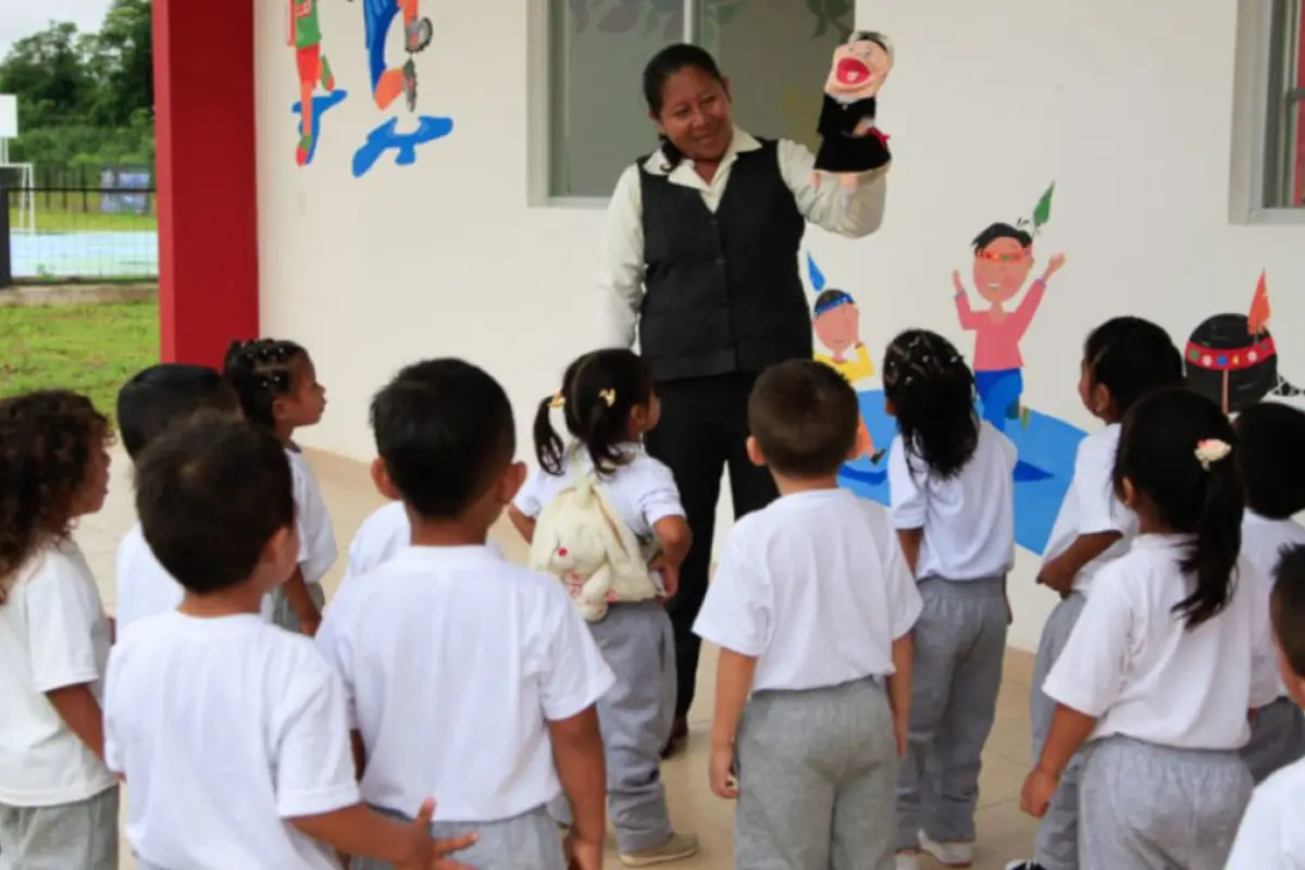 Estos son los nuevos ámbitos de aprendizaje que dispone el Ministerio de Educación para los estudiantes. (API).