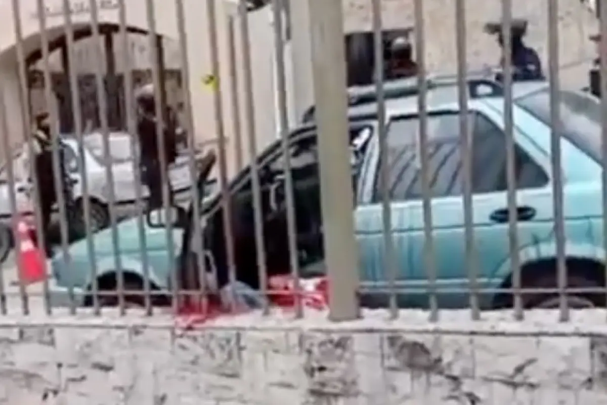 Un doble asesinato se registró la tarde de este martes 10 de junio  en los exteriores de un cementerio en el norte de Guayaquil.