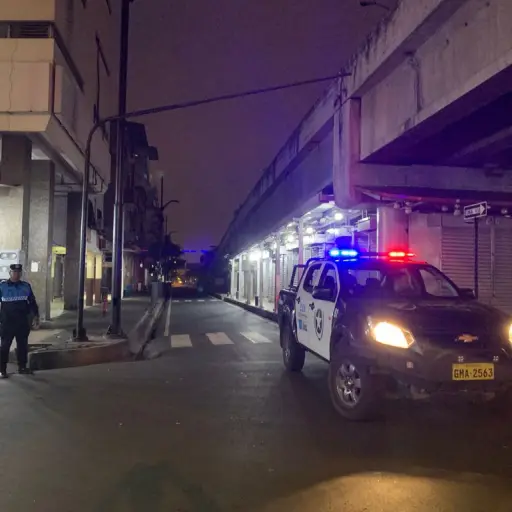 Guayaquil intensifica controles nocturnos en La Bahía para combatir inseguridad y extorsiones