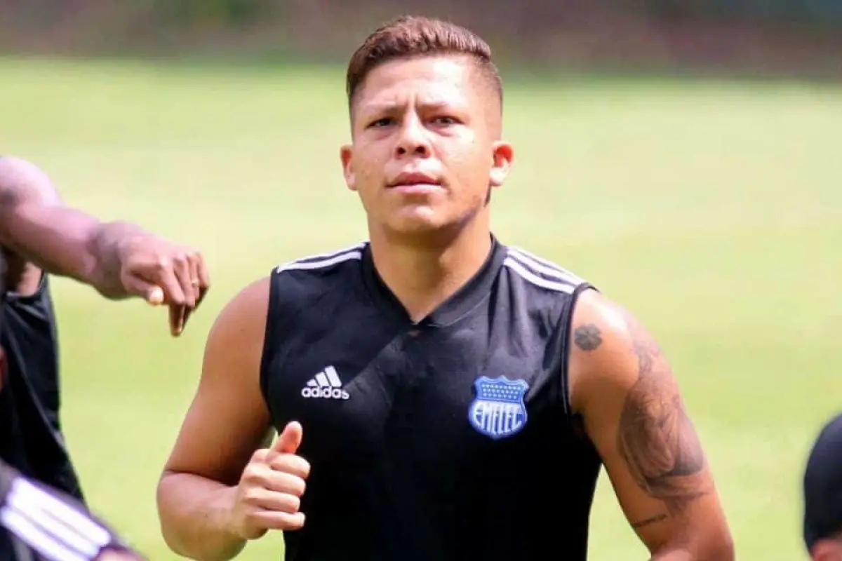 El defensa central Marlon Mejía no jugará esta temporada en Emelec.