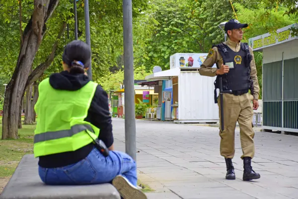 Pese a nuevo contrato de guardias para los parques La Rotonda y Las Vegas, el déficit se mantiene en un 60%