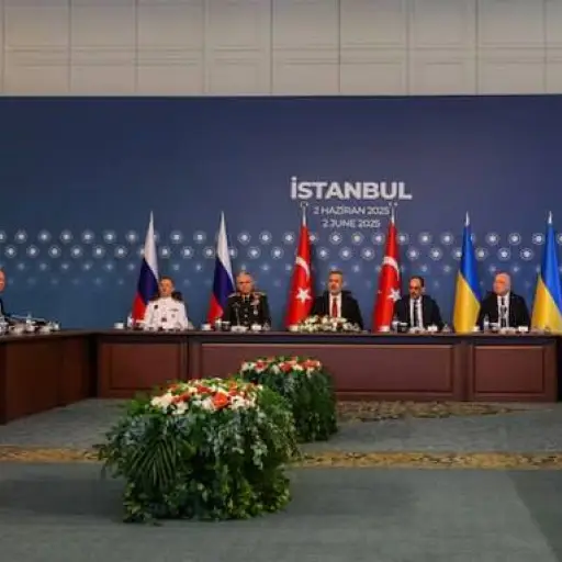 Rusia y Ucrania acuerdan intercambio de prisioneros y devolución de 6.000 cadáveres en Estambul