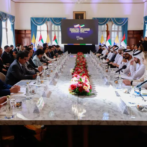 Primer Foro Ecuador–Emiratos Árabes Unidos impulsa inversiones en energía y tecnología