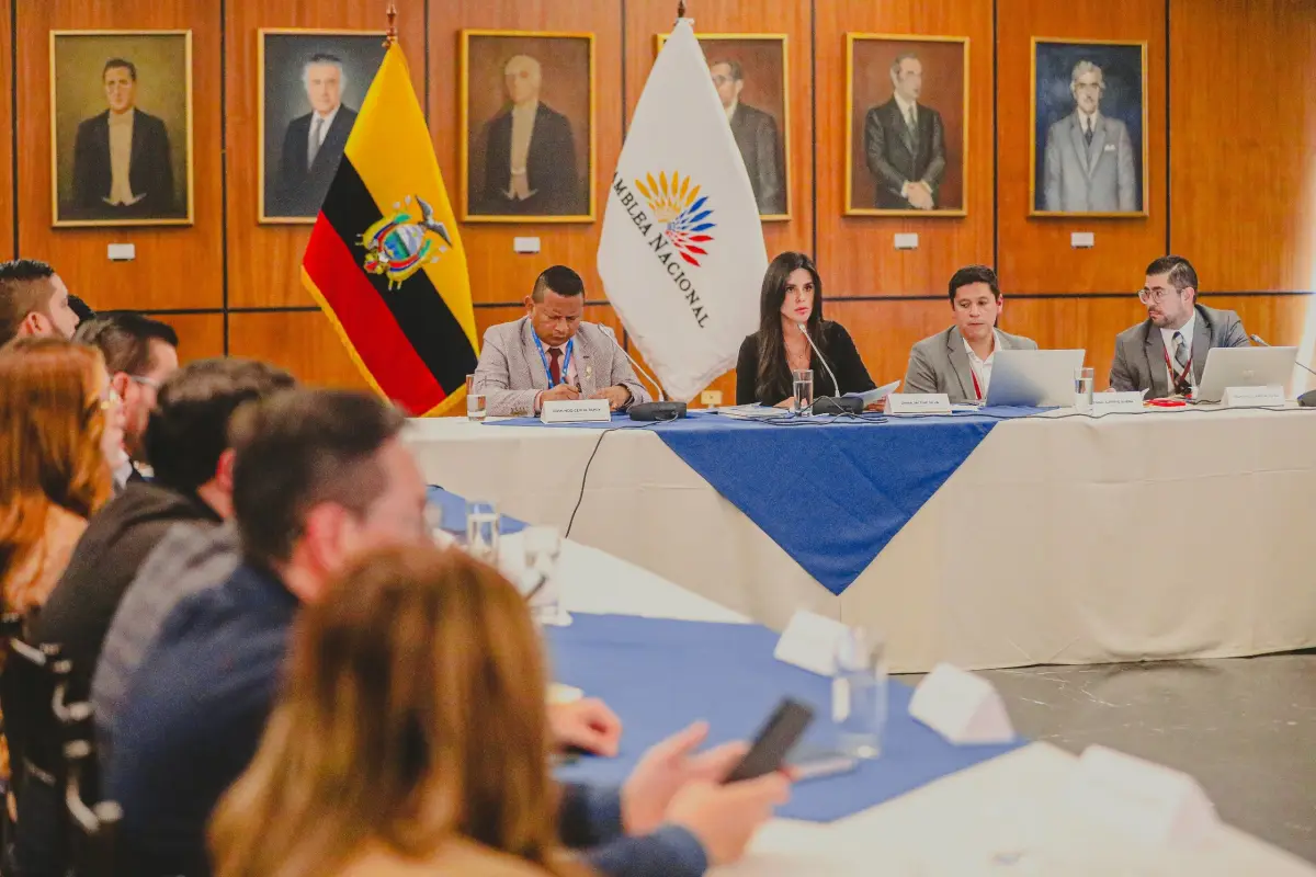 Expertos detallan consecuencias psicológicas de delitos sexuales en adolescentes