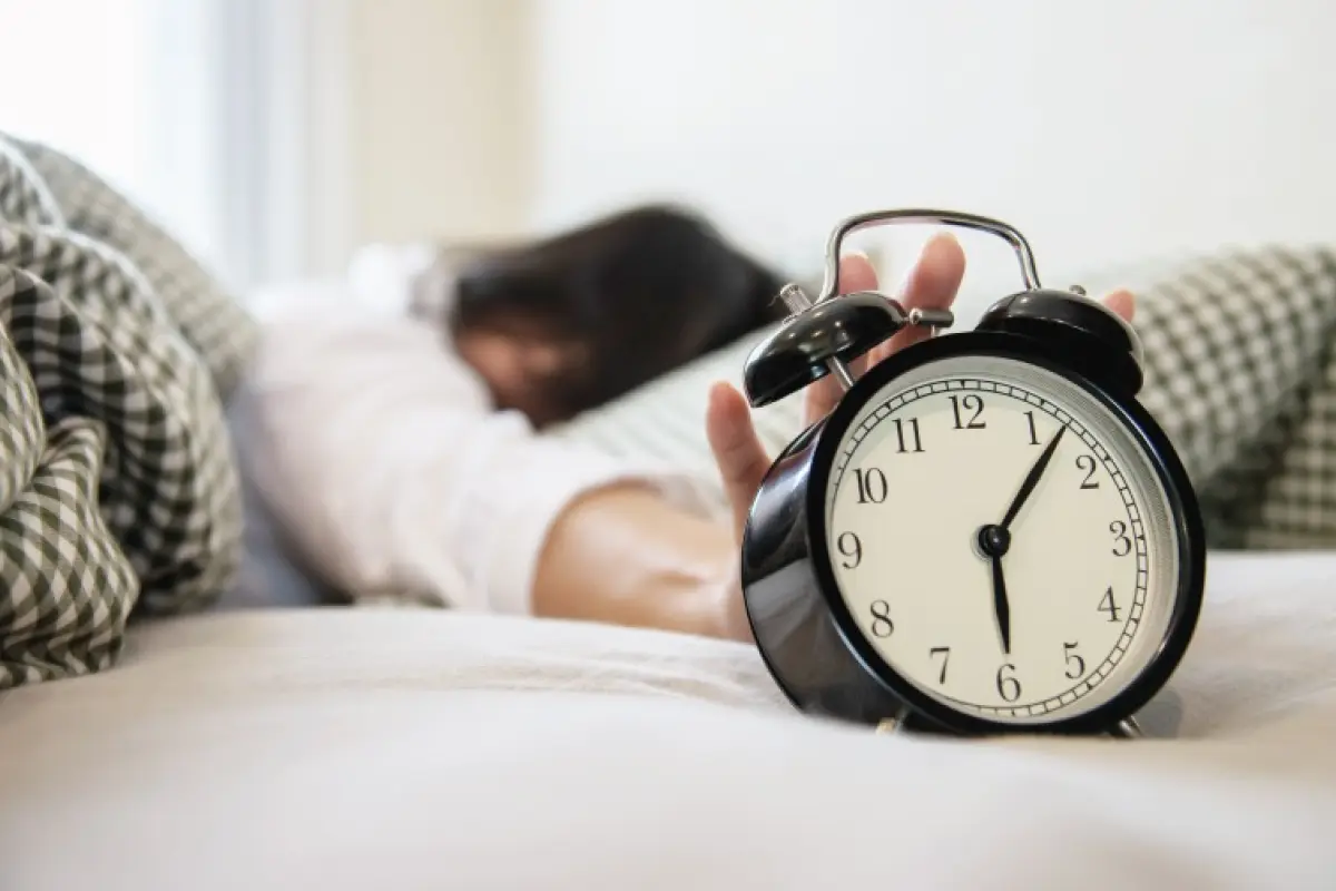 Dormir más de ocho horas: Beneficios y riesgos para la salud según la ciencia