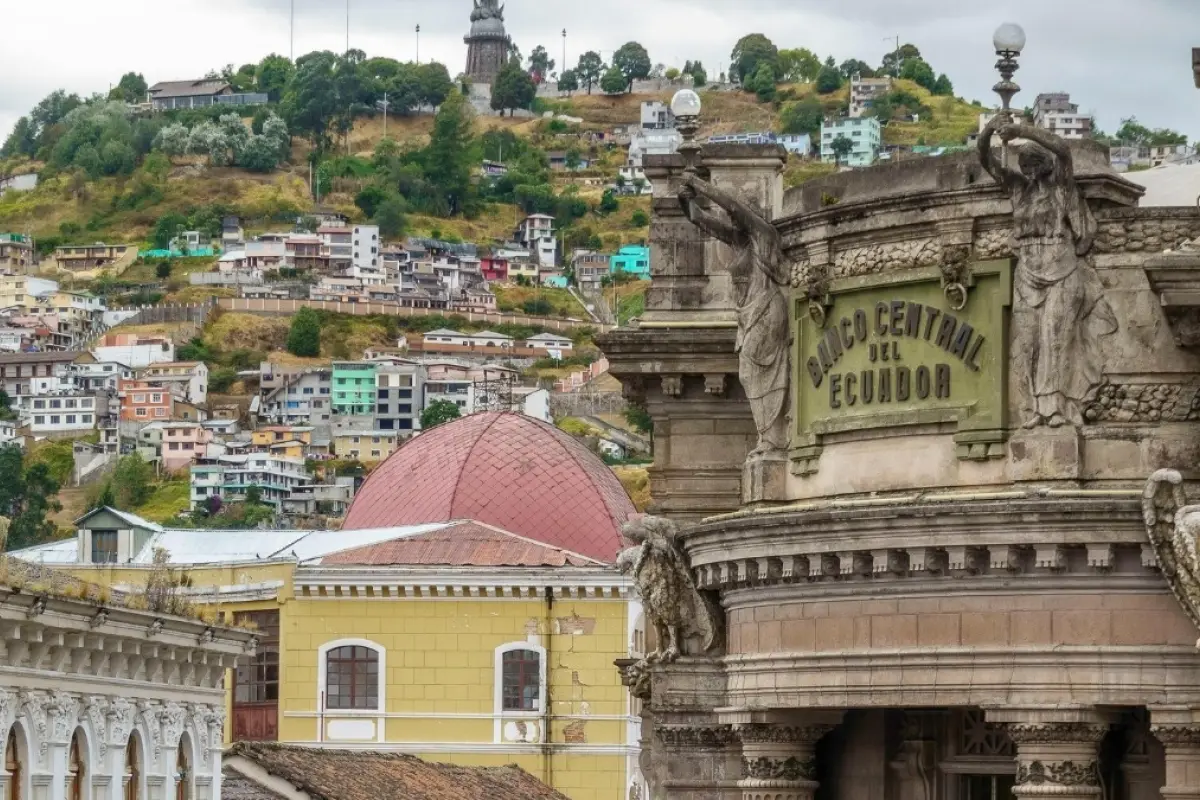 Las reservas internacionales de Ecuador cerraron el 2024 en 6 mil 900 millones de dólares, según el Banco Central. (Pexels).