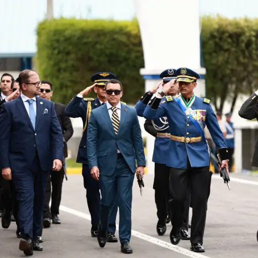 El presidente oficializó el relevo del mando policial: Pablo Dávila es el nuevo Comandante General