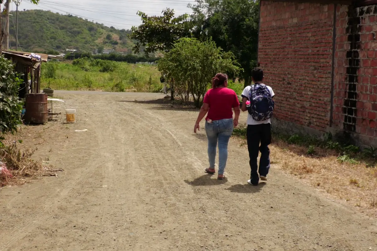 Colinas de los Ceibos Vida entre el olvido y el estigma en Portoviejo