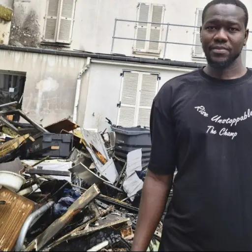 Héroe en París: Hombre salva a seis personas de un incendio y será condecorado