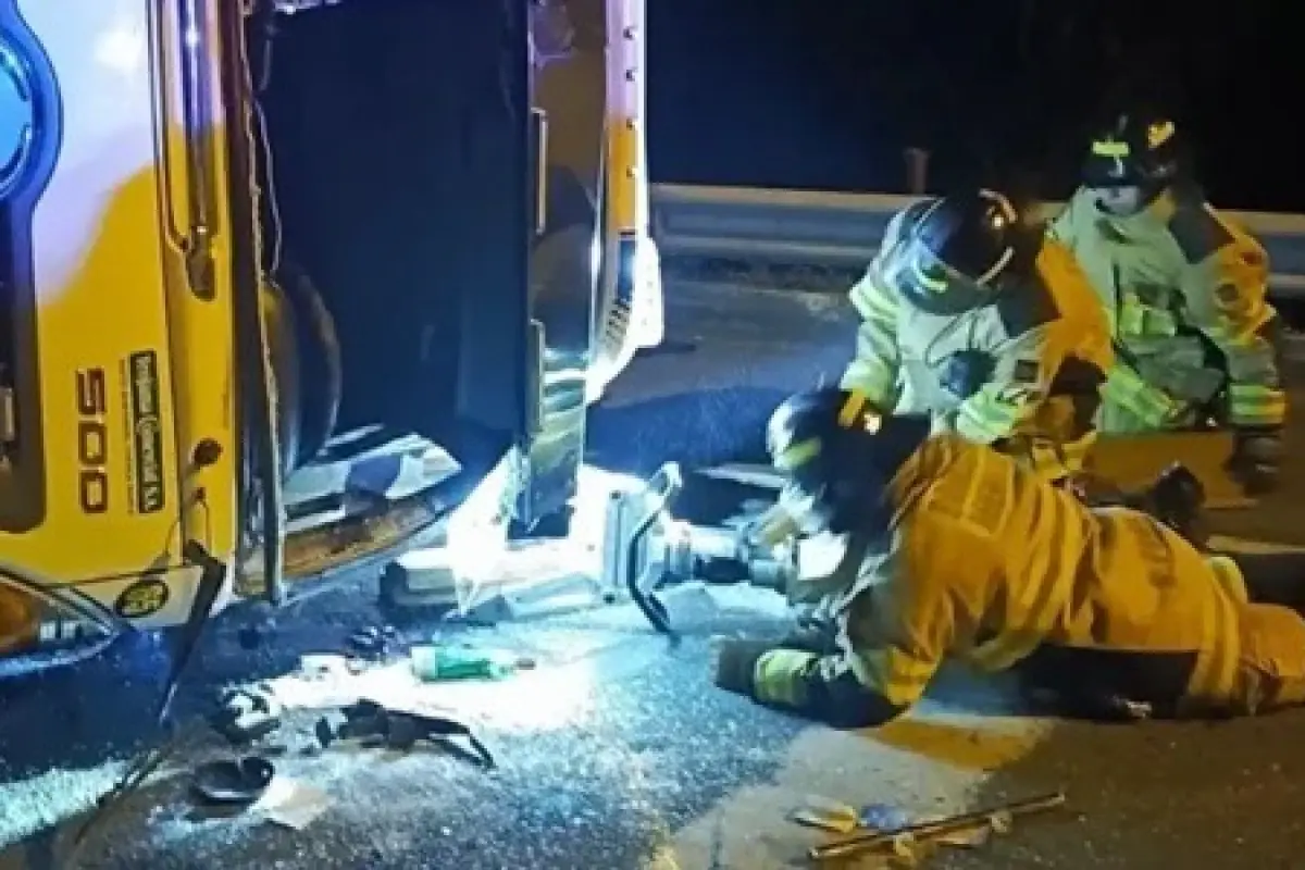 Conductor fallece en accidente de camión en paso lateral entre Arenillas y Huaquillas