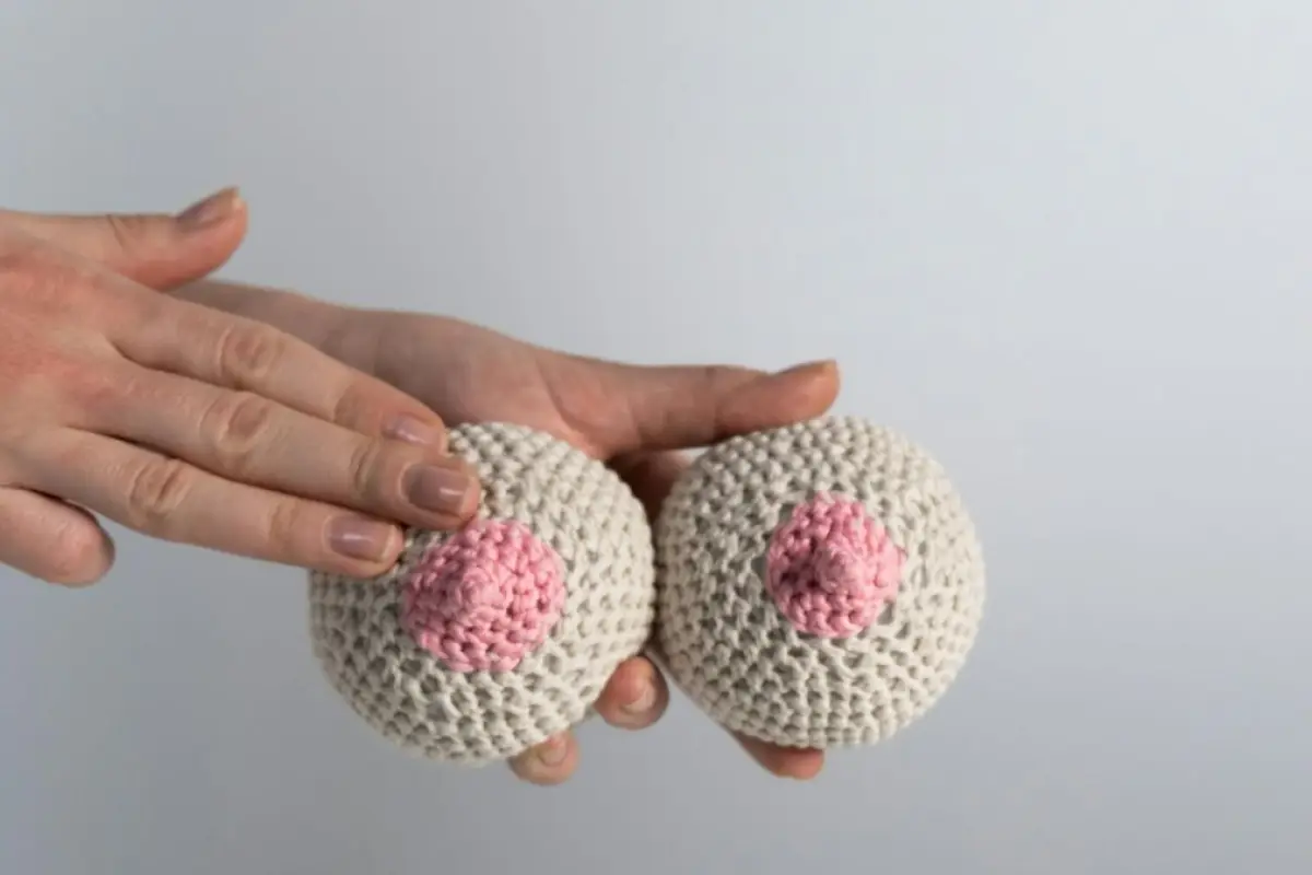 Toka Tokarte es una campaña de la Fundación Sonrisas de Mujer que impulsa prevención del cáncer de mama con ecografías y charlas. (Pexels)