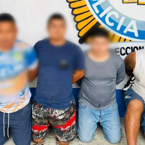 Policía desarticula banda de asaltantes en vía Manta-Jipijapa con la incautación de mercancía