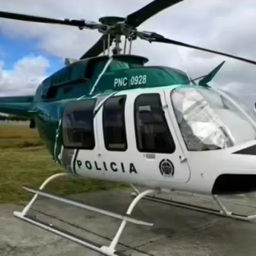 Ataque con presunto dron derriba helicóptero policial en Colombia