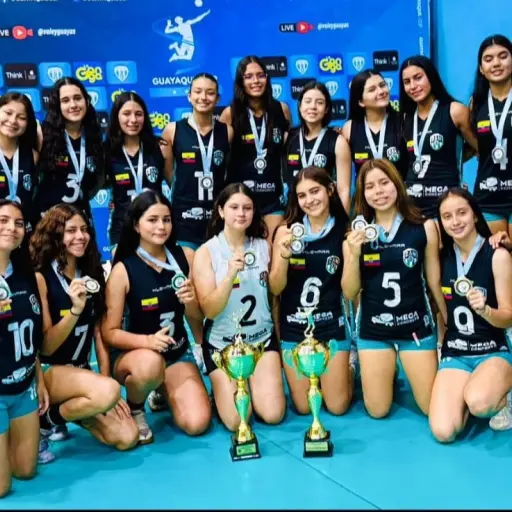 Portoviejo brilla en torneo interclubes de voleibol 2025