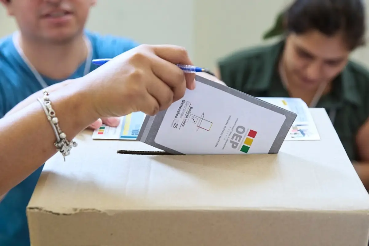 El padrón electoral biométrico del Órgano Electoral Plurinacional habilita a un total de 7.937.138 votantes en Bolivia. FOTO Europa Press, El padrón electoral biométrico del Órgano Electoral Plurinacional habilita a un total de 7.937.138 votantes en Bolivia. FOTO: Europa Press